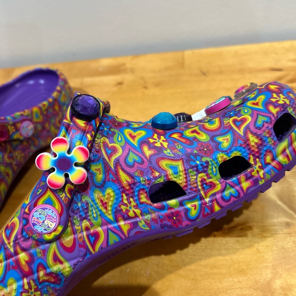 Crocs x Lisa Frank Limited Edition Clog - Picture 4 of 9